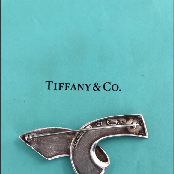 Tiffany & Co Paloma Picasso designed pin. Sterling silver. - Picture 6 of 6